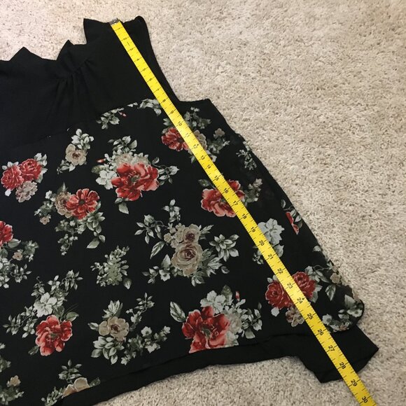 Whimsical Mockneck Tie Back Floral Sleeveless Voluminous Bilayer Blouse - Picture 15 of 16